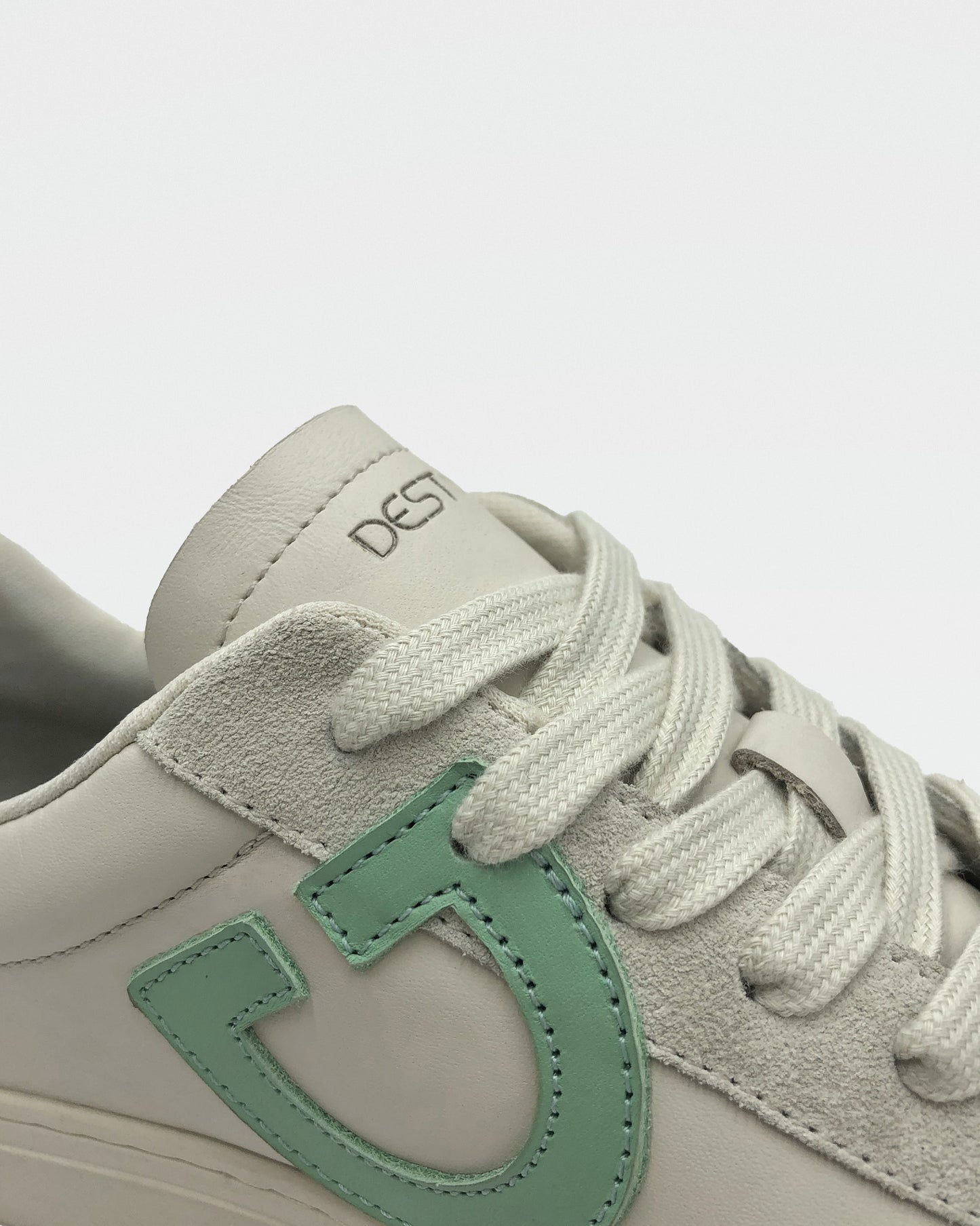 Eco Sneaker - Destiny Pendulum